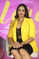 Kamakshi Bhaskarla Latest Pics